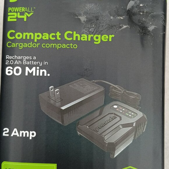 Greenworks 24V Genuine Compact Battery Charger 2978602 24 volts + owner's manual - Picture 1 of 7